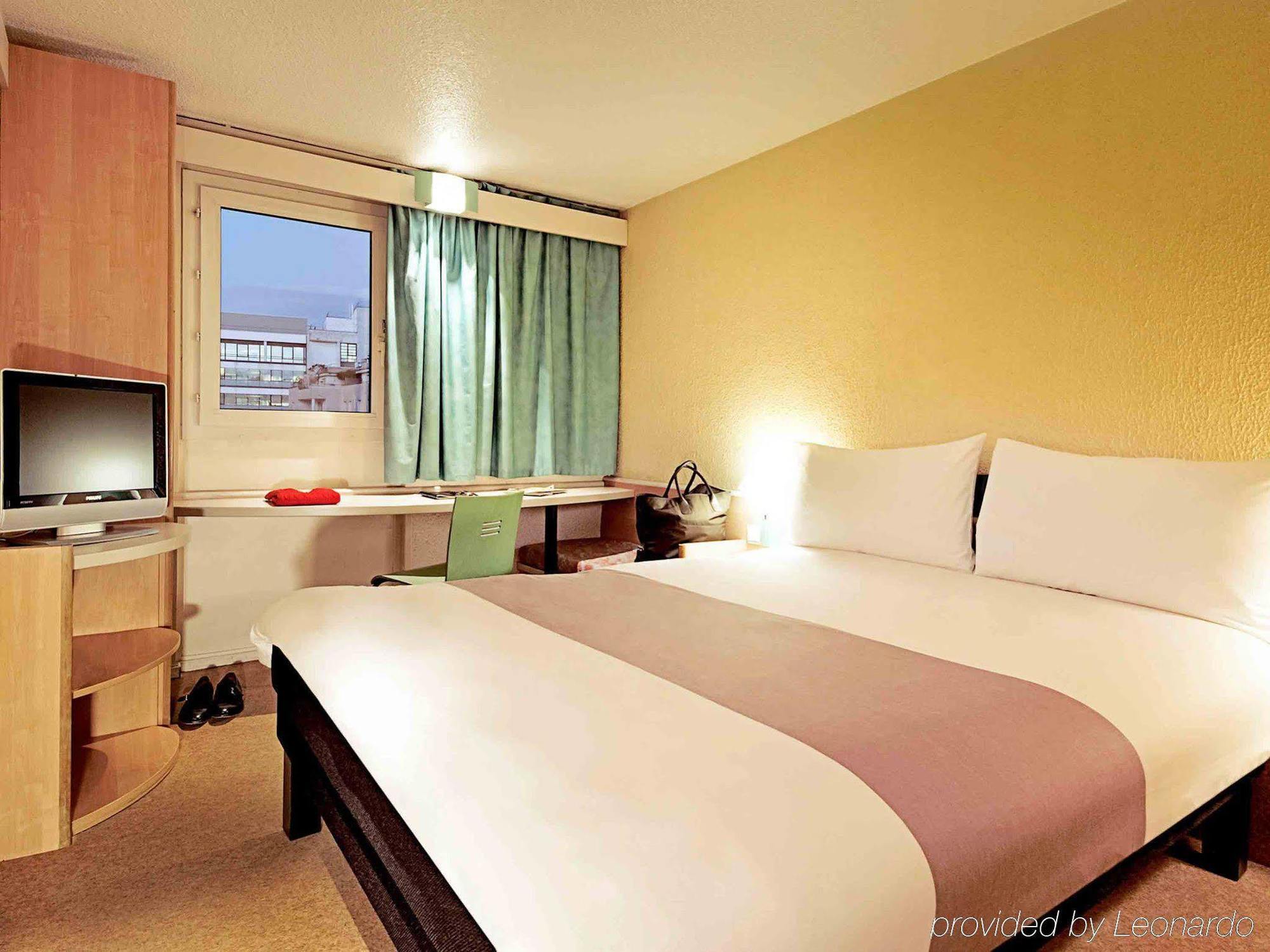 Ibis Brignoles Provence Verte エクステリア 写真