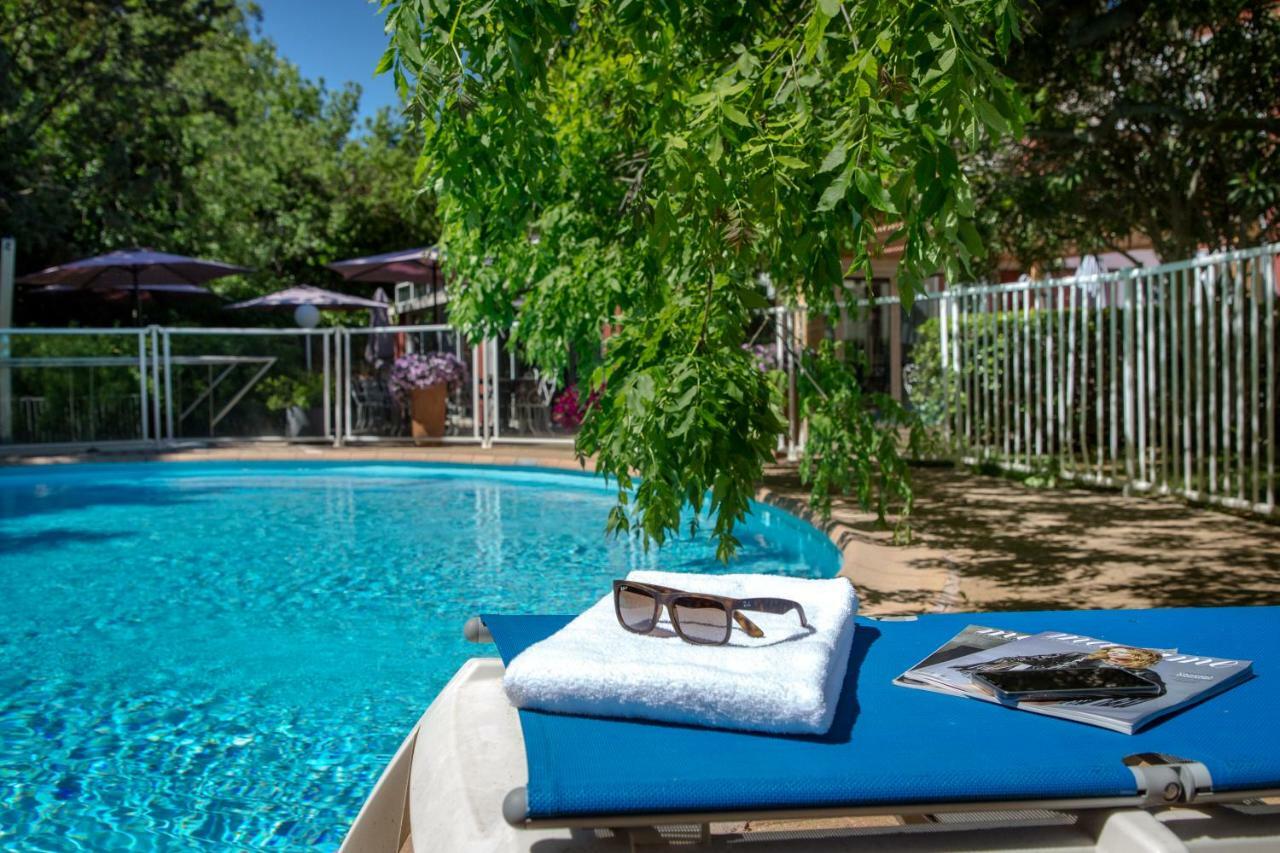 Ibis Brignoles Provence Verte エクステリア 写真