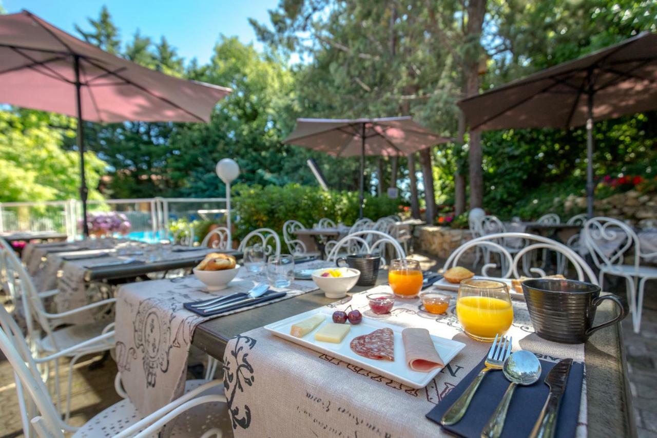 Ibis Brignoles Provence Verte エクステリア 写真